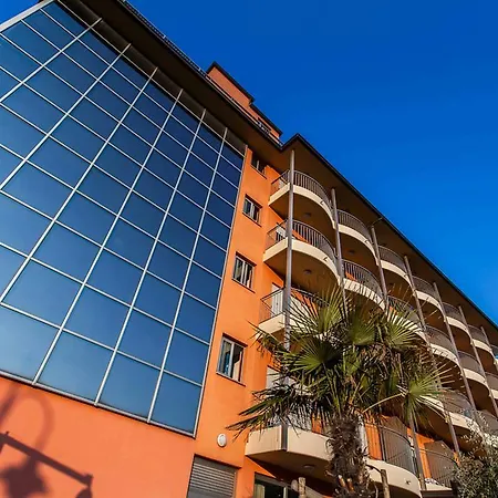 Hotel Adria Beach Club 3* Чезенатико