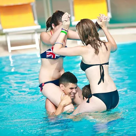 Hotel Adria Beach Club Hotel 3*