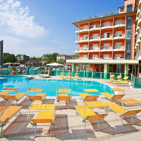 Отель Hotel Adria Beach Club