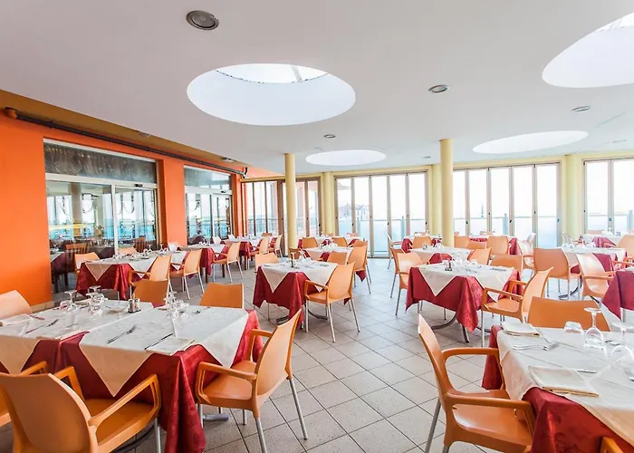 Szálloda Adria Club 3*