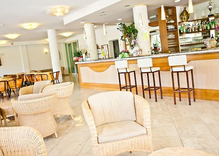 Szálloda Adria Club 3*